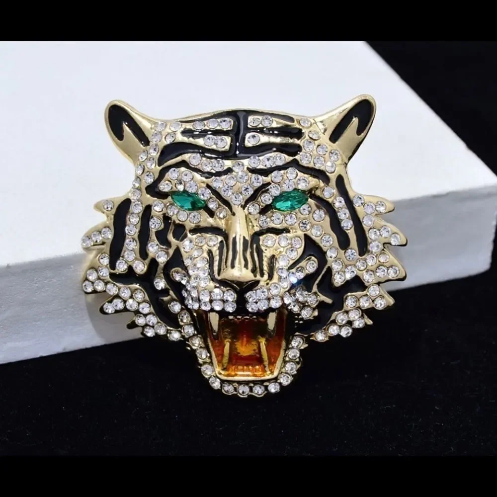 TIGER RHINESTONE BROOCH OR NECKLACE‎